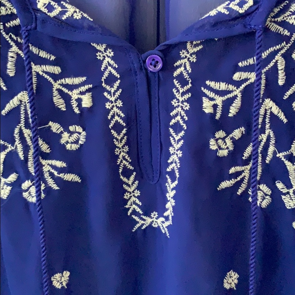 polyester blouse - Picture 4 of 5